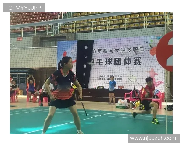南京羽毛球队在全国团队协作排行榜中荣登第8名展现出强大实力与团队精神