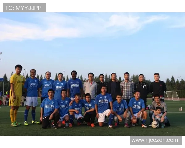 欧锦赛精彩回顾杭州足球队默契配合展现团队实力与风采